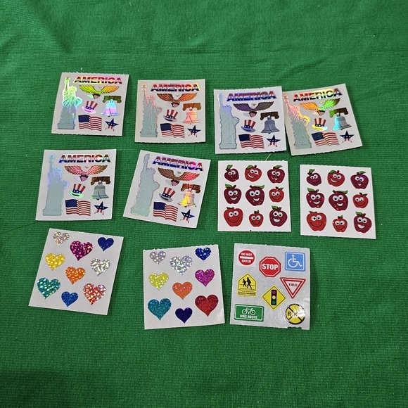 SL9:  Sandylion Sticker Lot - 180 Pieces - Mixed Themes - Picture 4 of 12